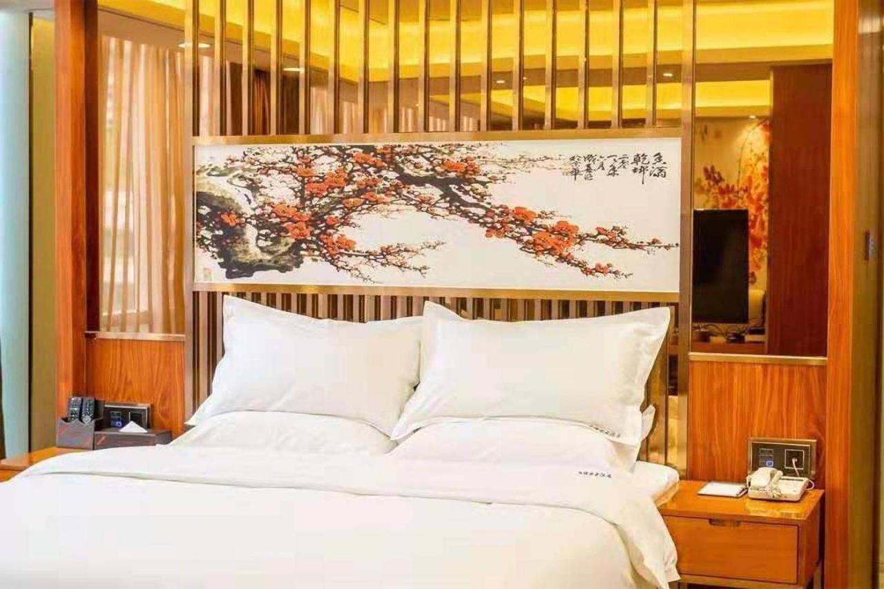 Zhongbo Art Hotel Canton Esterno foto